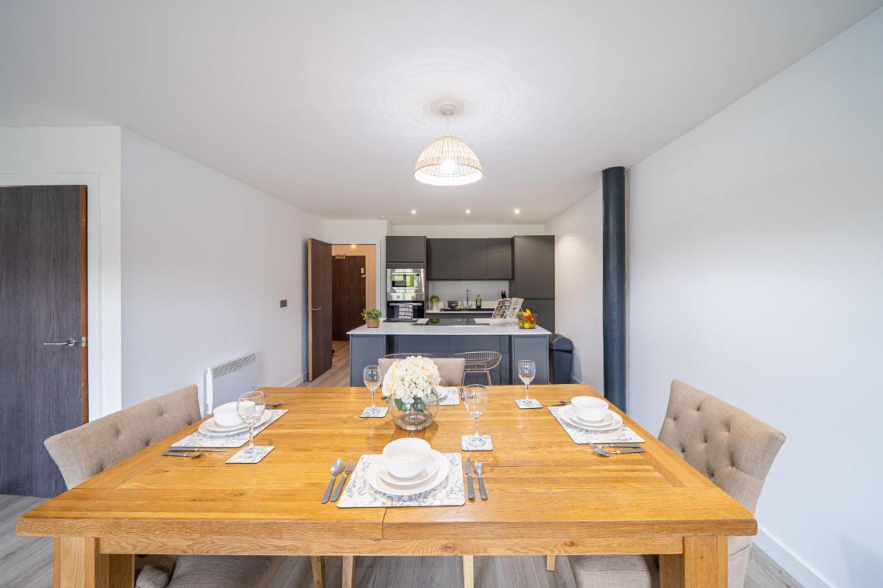 Apartment Stunning 2 Bedroom Penthouse In Bradford Centre *