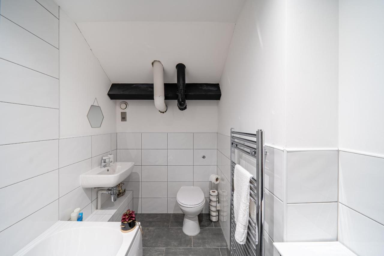 Stunning 2 Bedroom Penthouse In Bradford Centre Apartment