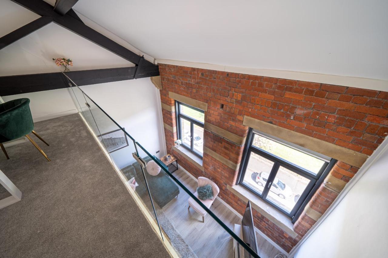 Stunning 2 Bedroom Penthouse In Bradford Centre *