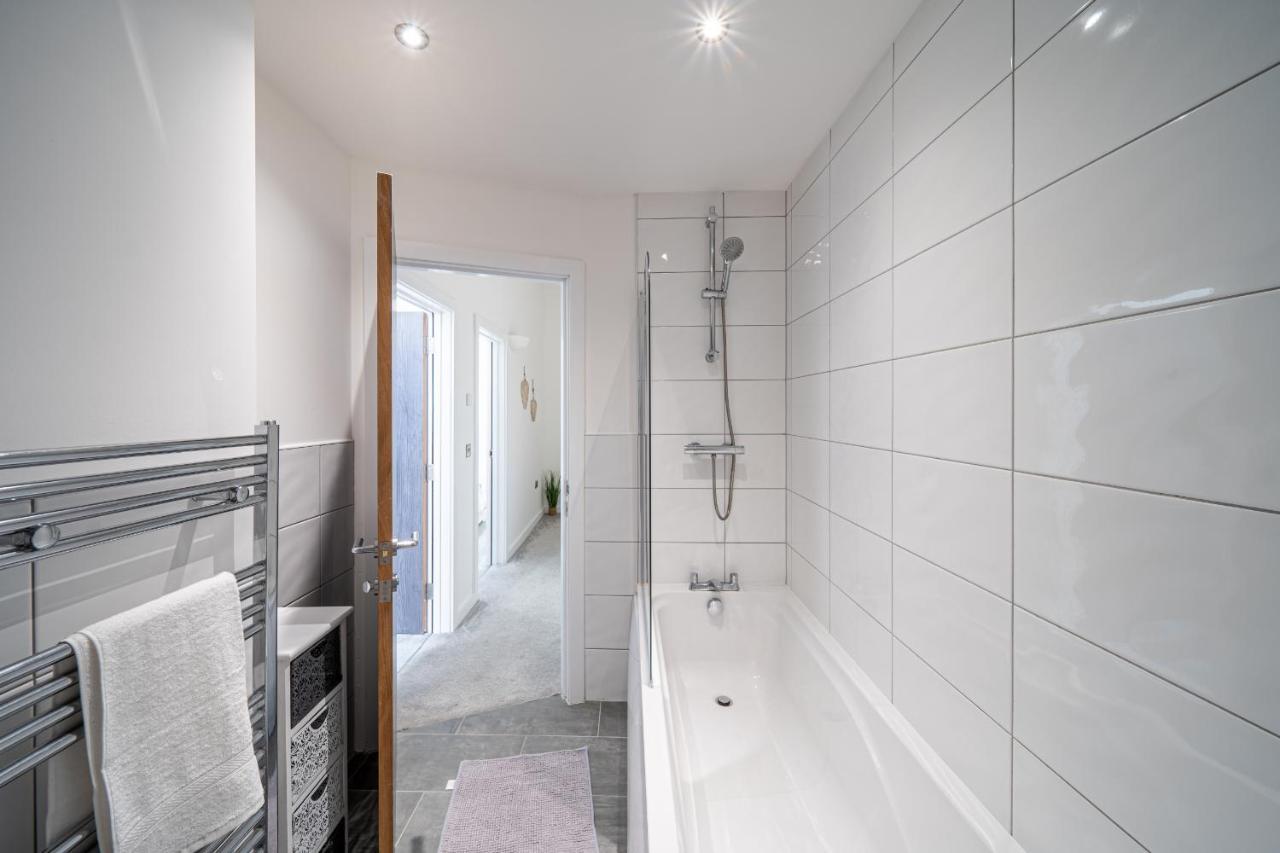 Apartment Stunning 2 Bedroom Penthouse In Bradford Centre *